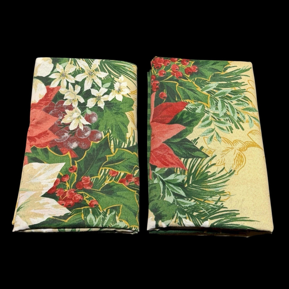 World Wide Enterprise Inc Other - Vintage King Pillowcase Sham Christmas Poinsettia Holly Floral Holiday READ